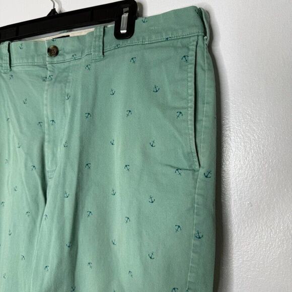 J Crew Men’s Anchor Print Shorts Size 35 Green Chino Classic Nautical Style 9” - Picture 2 of 4